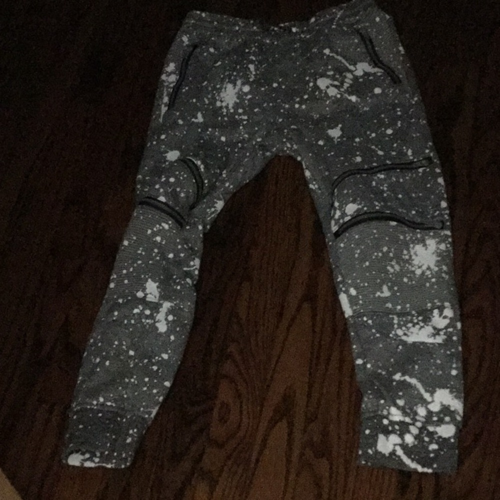 Zipper pants